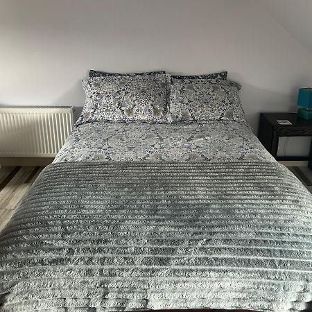 Appartamento Lizza's Loft Kilcoo Esterno foto