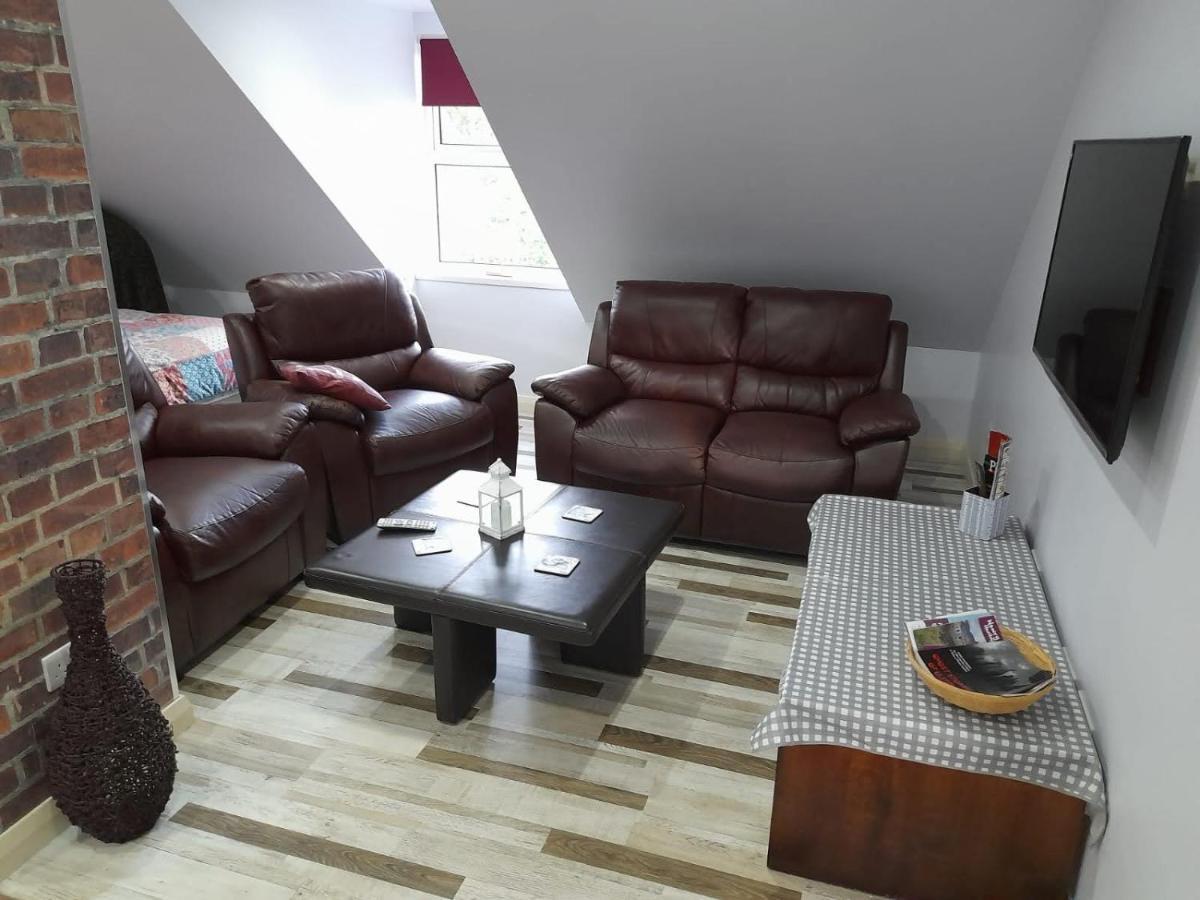 Appartamento Lizza's Loft Kilcoo Esterno foto