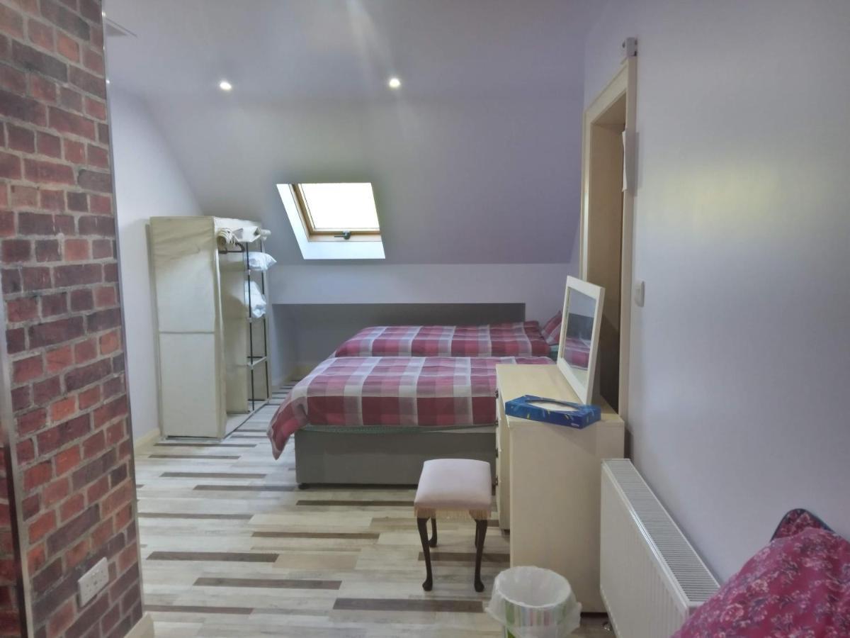 Appartamento Lizza's Loft Kilcoo Esterno foto