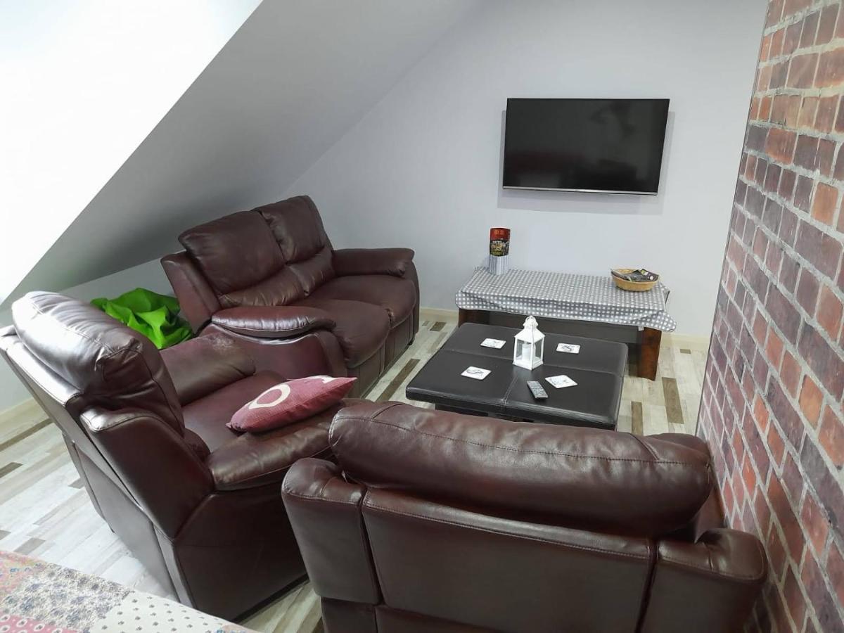 Appartamento Lizza's Loft Kilcoo Esterno foto